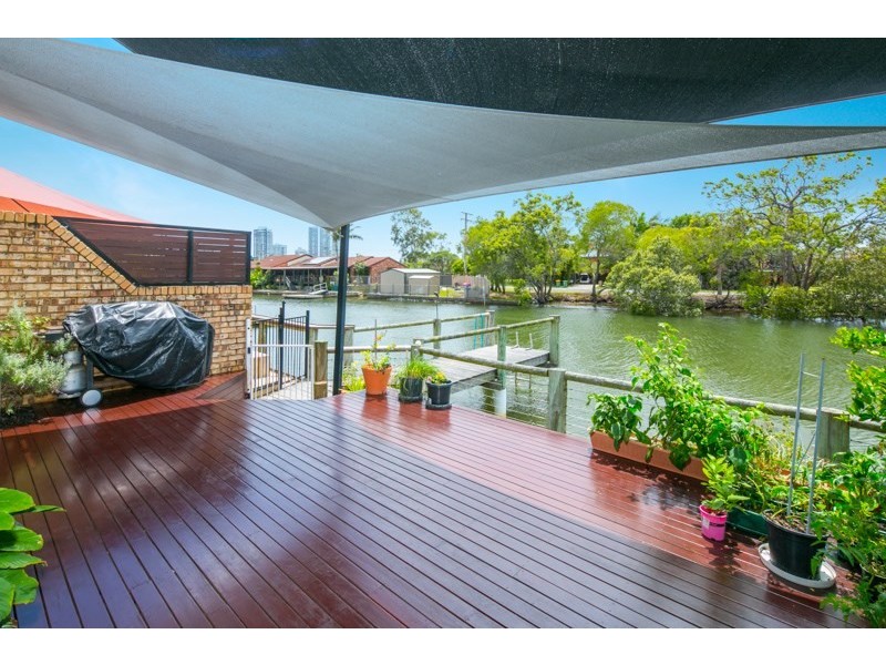 2/7 Perry Place, Biggera Waters QLD 4216