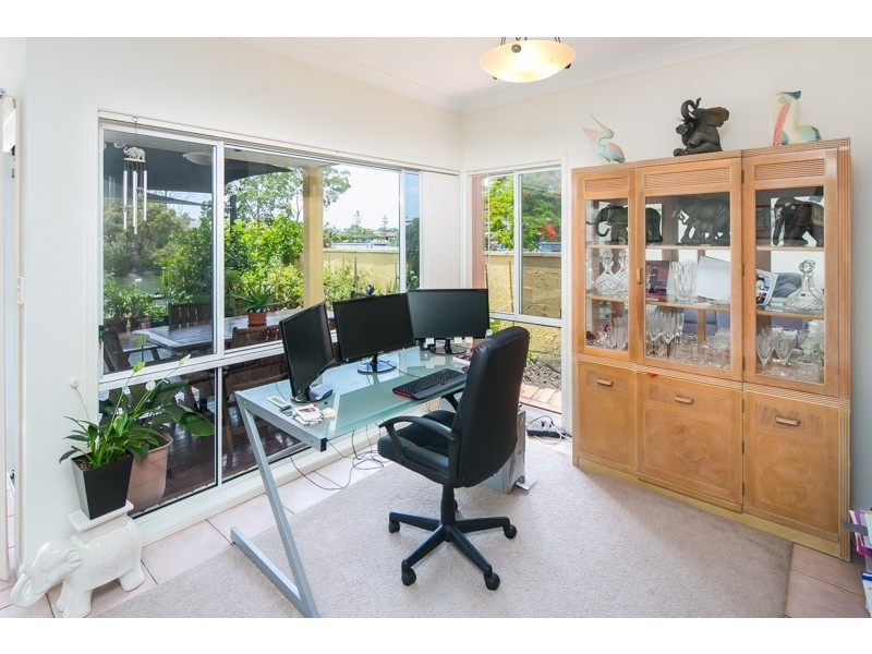 2/7 Perry Place, Biggera Waters QLD 4216