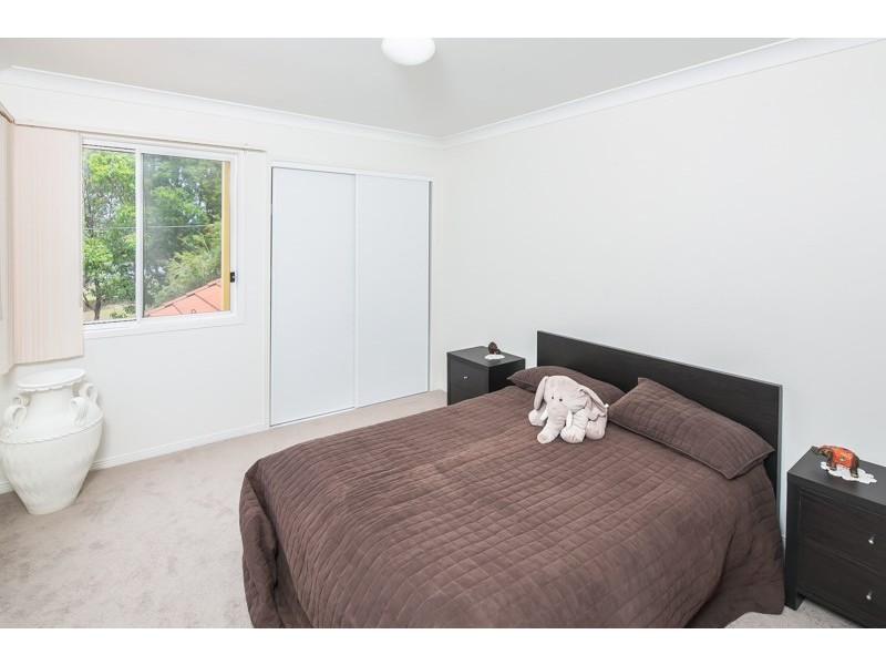 2/7 Perry Place, Biggera Waters QLD 4216