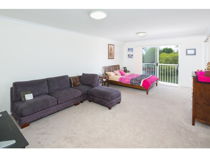 2/7 Perry Place, Biggera Waters QLD 4216