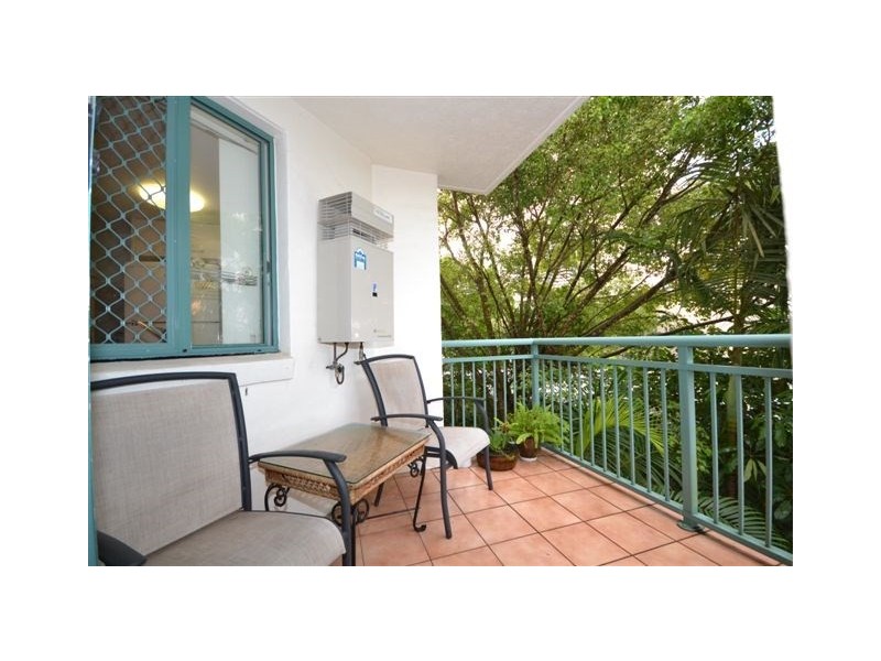 6/9 Stanhill Drive, Chevron Island QLD 4217