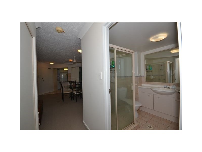 6/9 Stanhill Drive, Chevron Island QLD 4217