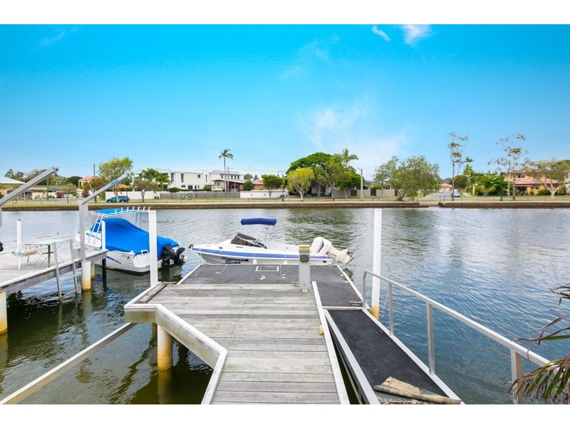 1/28 Vaggelas Crescent, Biggera Waters QLD 4216