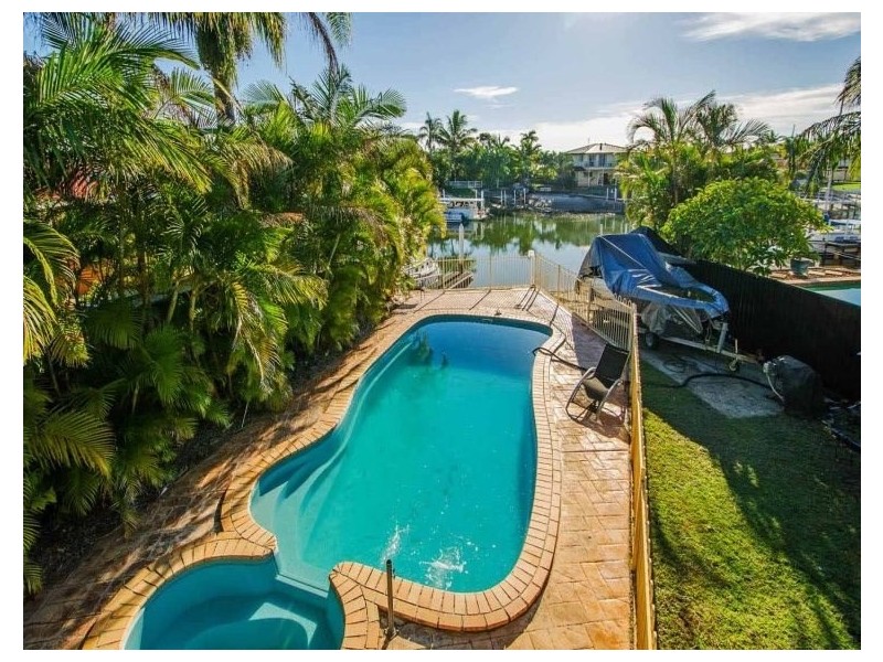 3 O’Grady Drive, Paradise Point QLD 4216