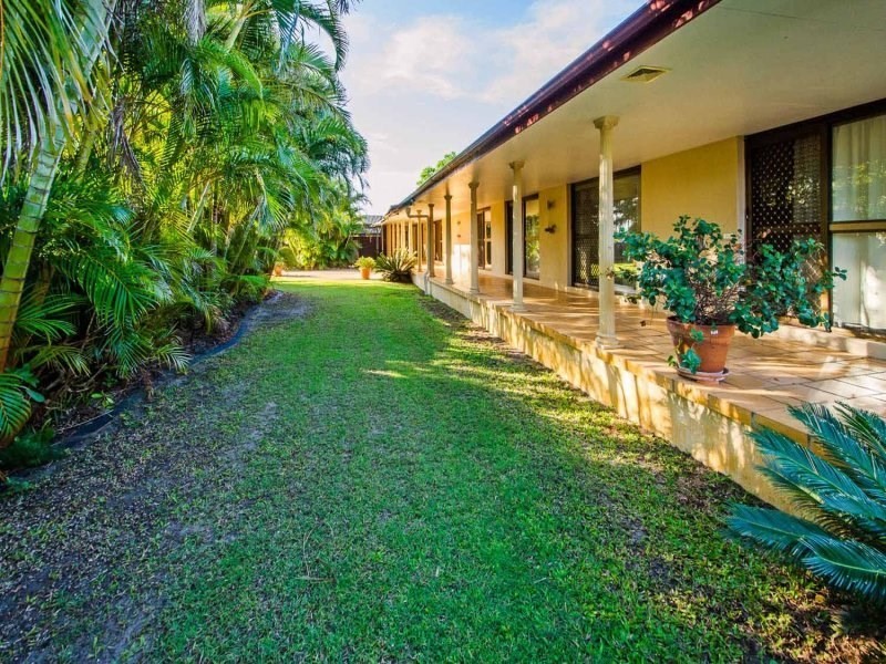 3 O’Grady Drive, Paradise Point QLD 4216