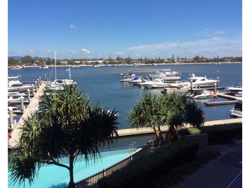 2207/2 Ephraim Island, Paradise Point QLD 4216