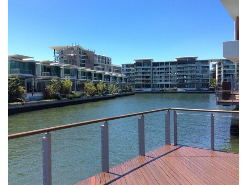 2207/2 Ephraim Island, Paradise Point QLD 4216