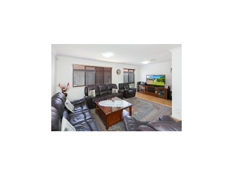 10 Gumview Place, Molendinar QLD 4214