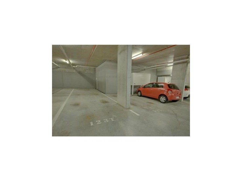 I15/20 Bayview Street, Runaway Bay QLD 4216