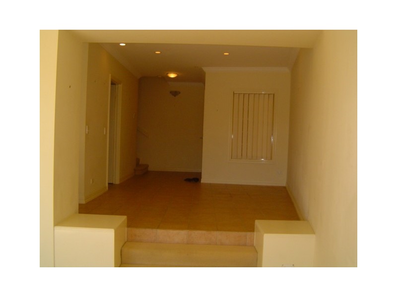 Hope Island QLD 4212