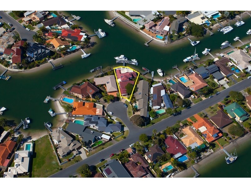 4 Shute Court, Paradise Point QLD 4216