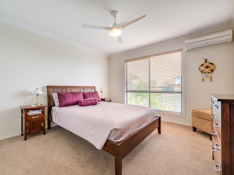 2/40 Markham Avenue, Runaway Bay QLD 4216