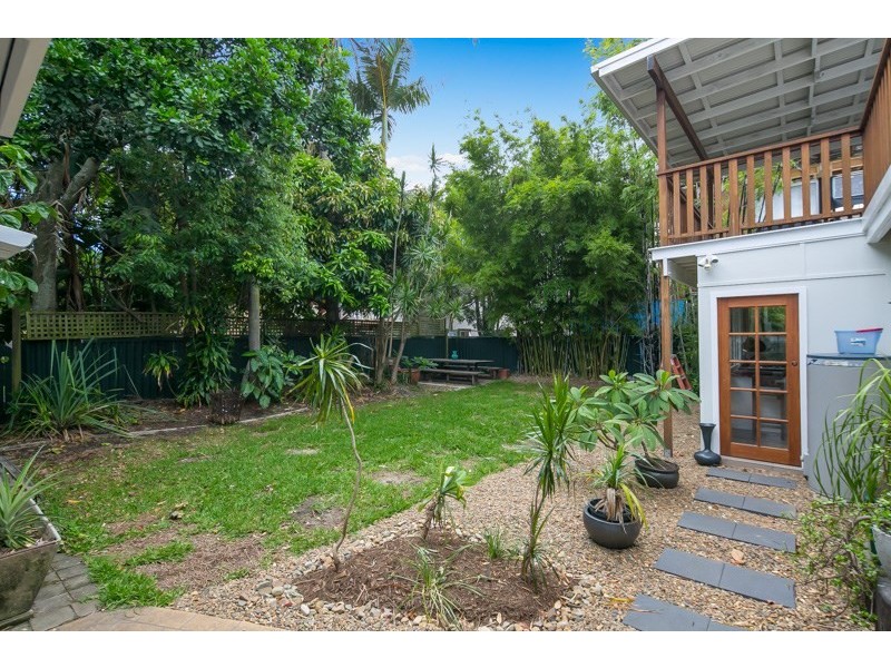 11 Kennedy Street, Biggera Waters QLD 4216