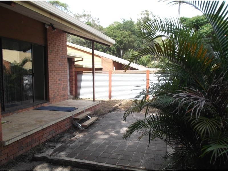 1/142 Oxley Drive, Paradise Point QLD 4216