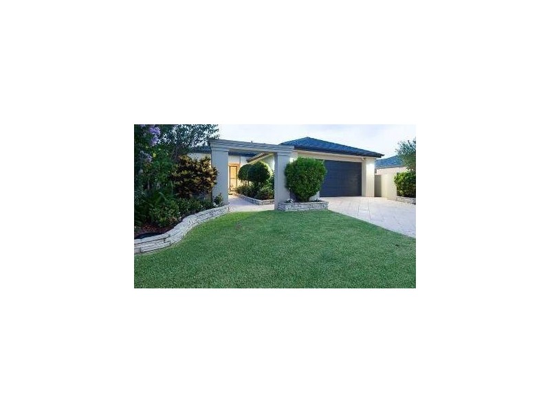 23 Martingale Circuit, Clear Island Waters QLD 4226