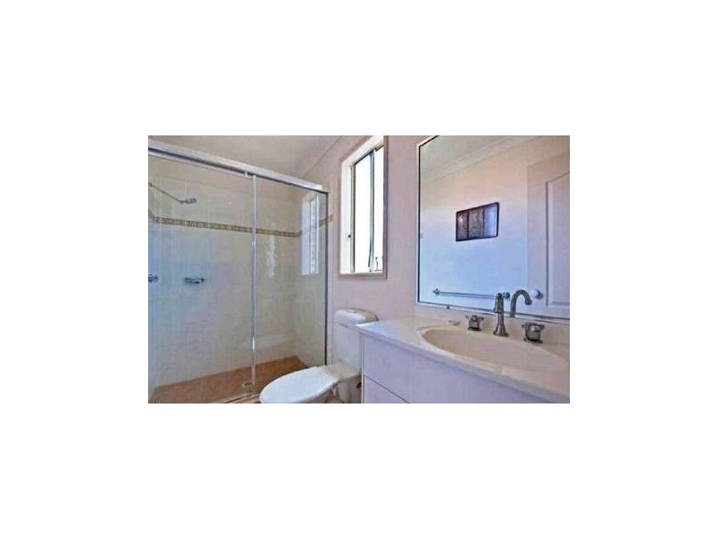 22 Marble Arch, Arundel QLD 4214