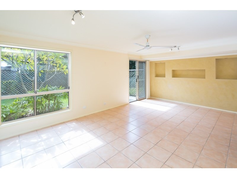 37/601 Pine Ridge Road, Biggera Waters QLD 4216