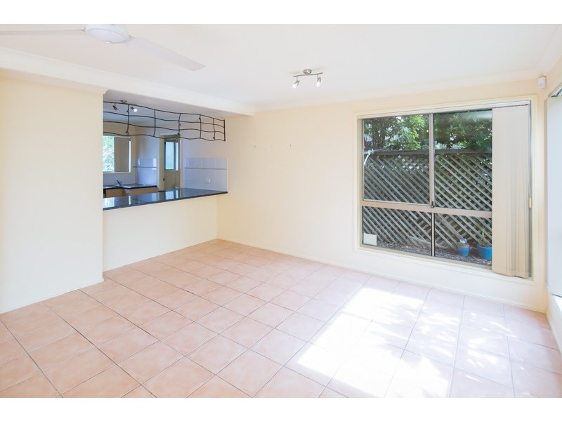 37/601 Pine Ridge Road, Biggera Waters QLD 4216