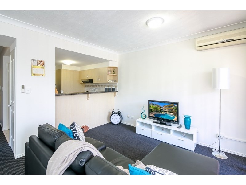 9/152 High Street, Southport QLD 4215