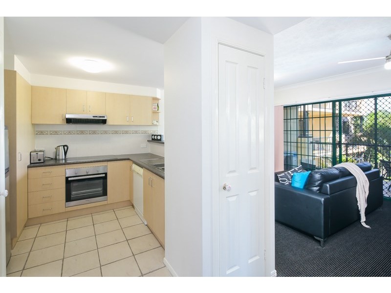 9/152 High Street, Southport QLD 4215