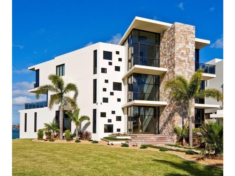 Paradise Point QLD 4216
