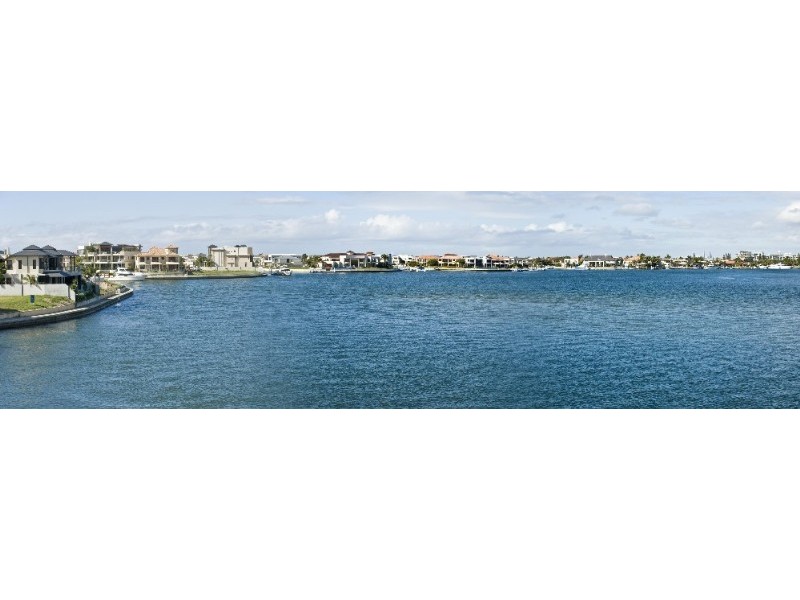 Paradise Point QLD 4216