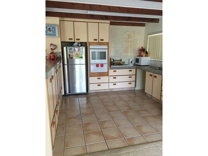 2/5 Perry Place, Biggera Waters QLD 4216