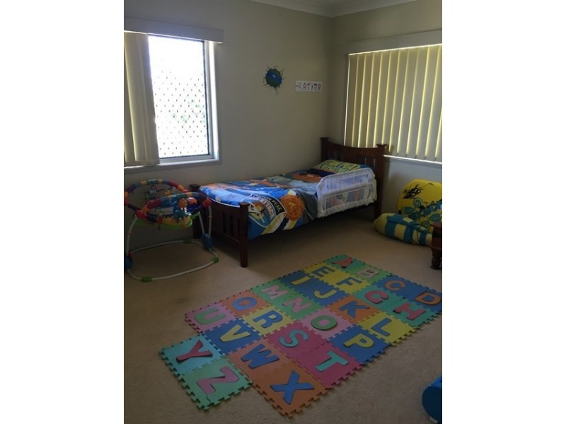 2/5 Perry Place, Biggera Waters QLD 4216