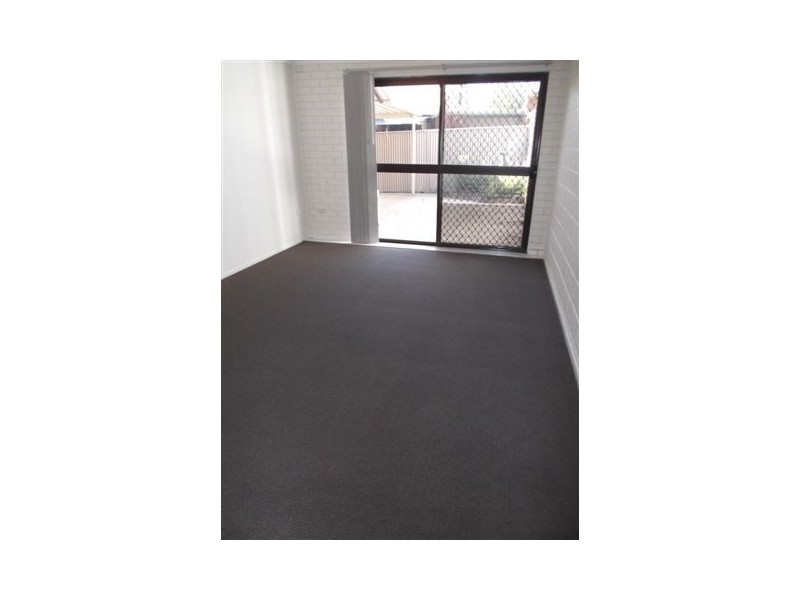 2/142 Oxley Drive, Paradise Point QLD 4216