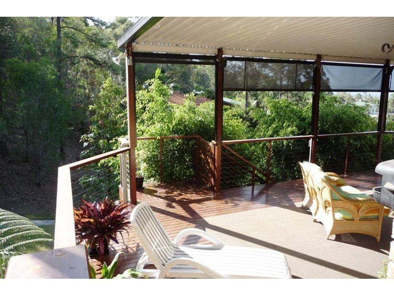 16 Bellona Court, Pacific Pines QLD 4211