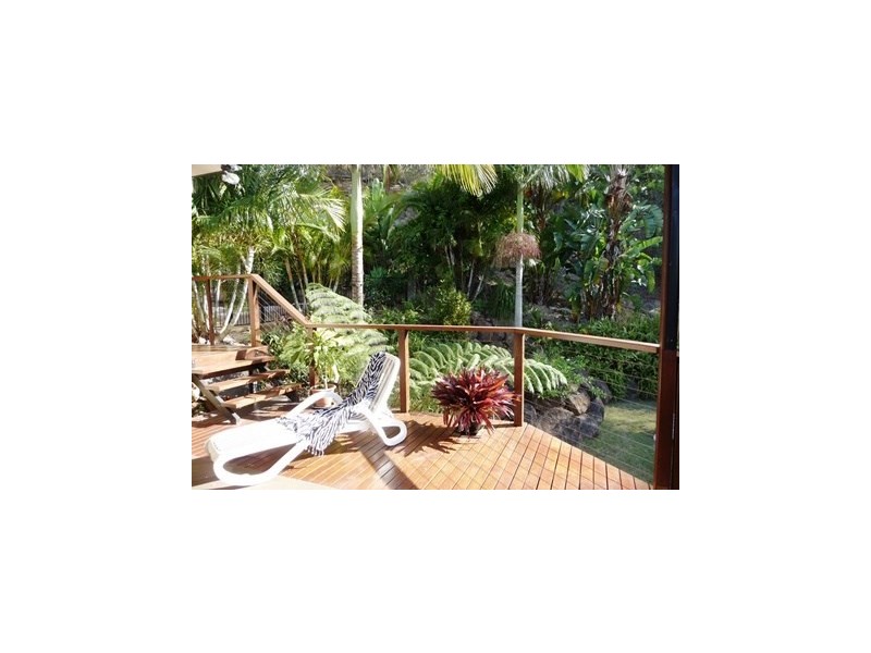 16 Bellona Court, Pacific Pines QLD 4211