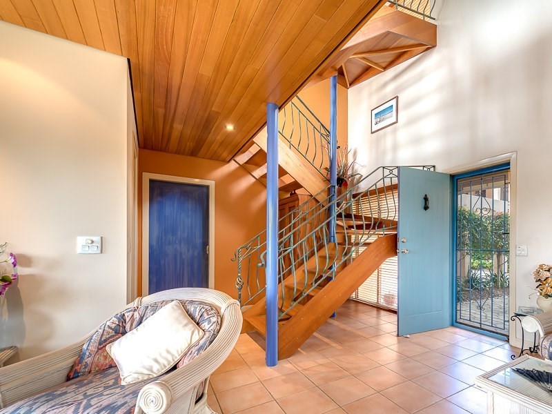 27 John Lund Drive, Hope Island QLD 4212