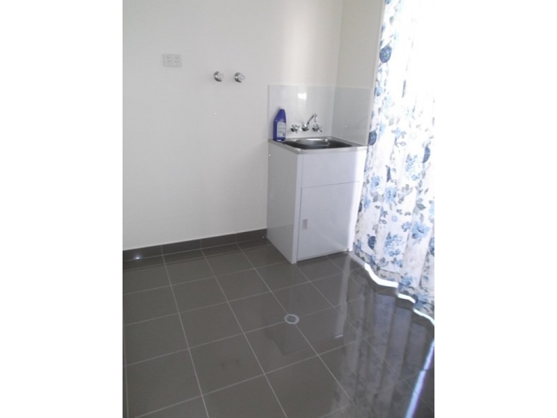 2/2 Cawthray Street, Biggera Waters QLD 4216