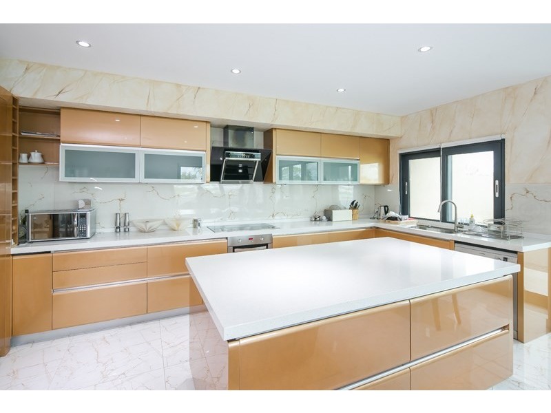 22A Ray Street, Runaway Bay QLD 4216