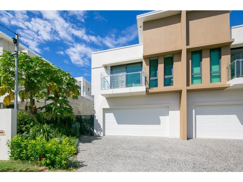 22B Ray Street, Runaway Bay QLD 4216