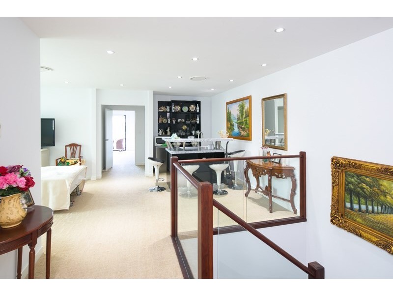 22B Ray Street, Runaway Bay QLD 4216