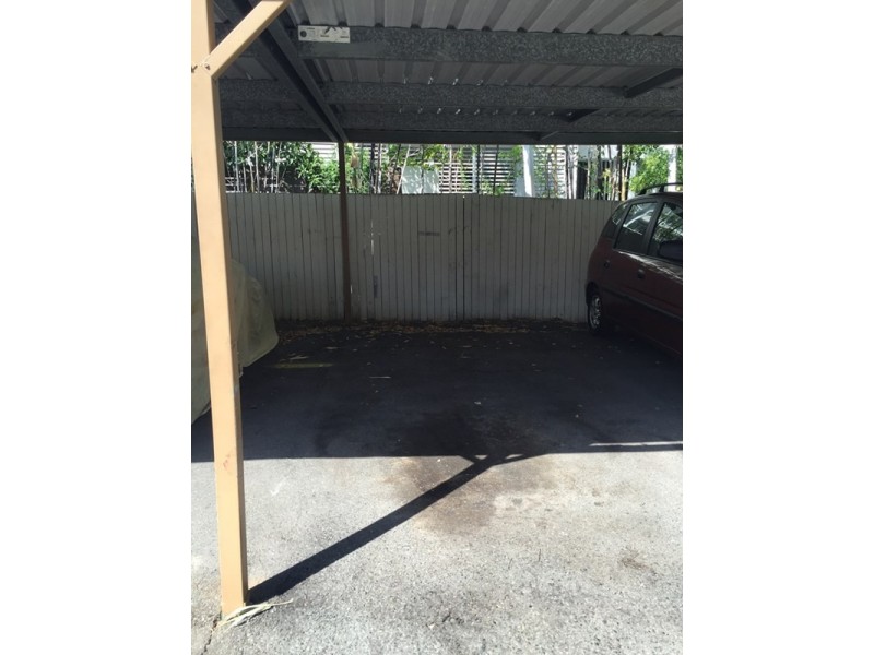 2/167 Marine Parade, Southport QLD 4215