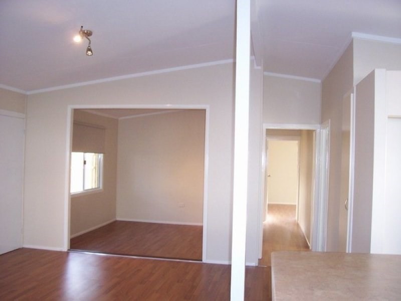 13 Centenary Drive, Hollywell QLD 4216