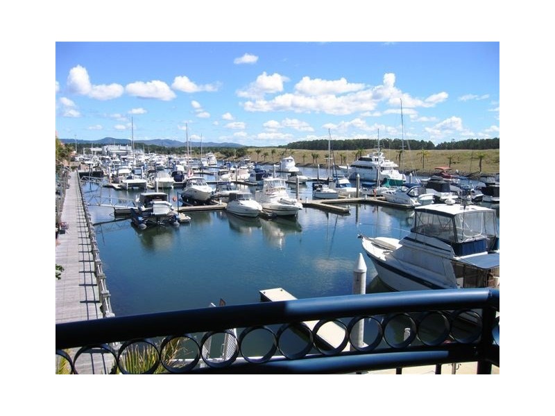 86 John Lund Drive, Hope Island QLD 4212