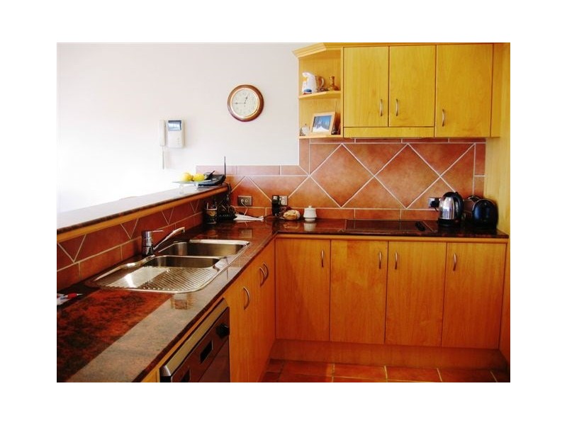 86 John Lund Drive, Hope Island QLD 4212