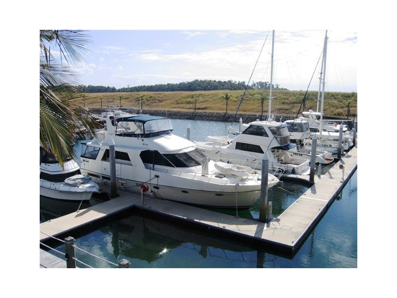 86 John Lund Drive, Hope Island QLD 4212