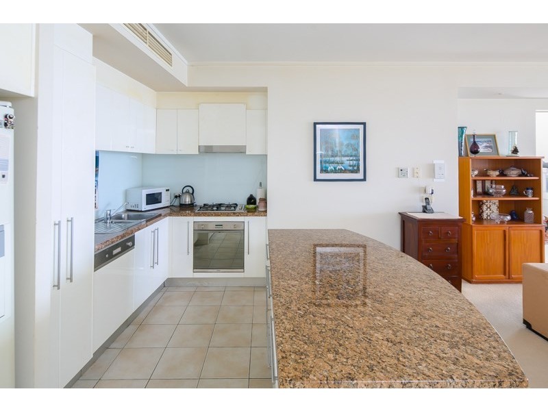 71/326 Marine Parade, Labrador QLD 4215