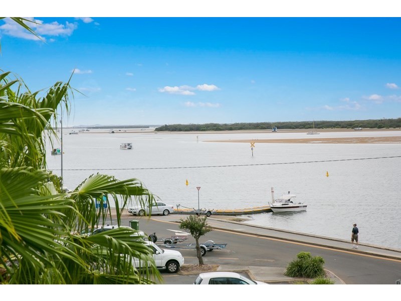 71/326 Marine Parade, Labrador QLD 4215