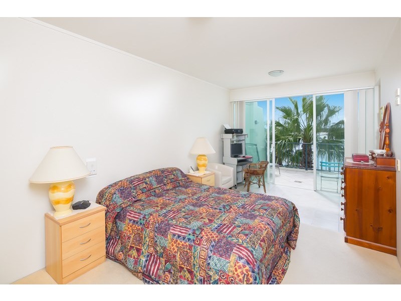 71/326 Marine Parade, Labrador QLD 4215