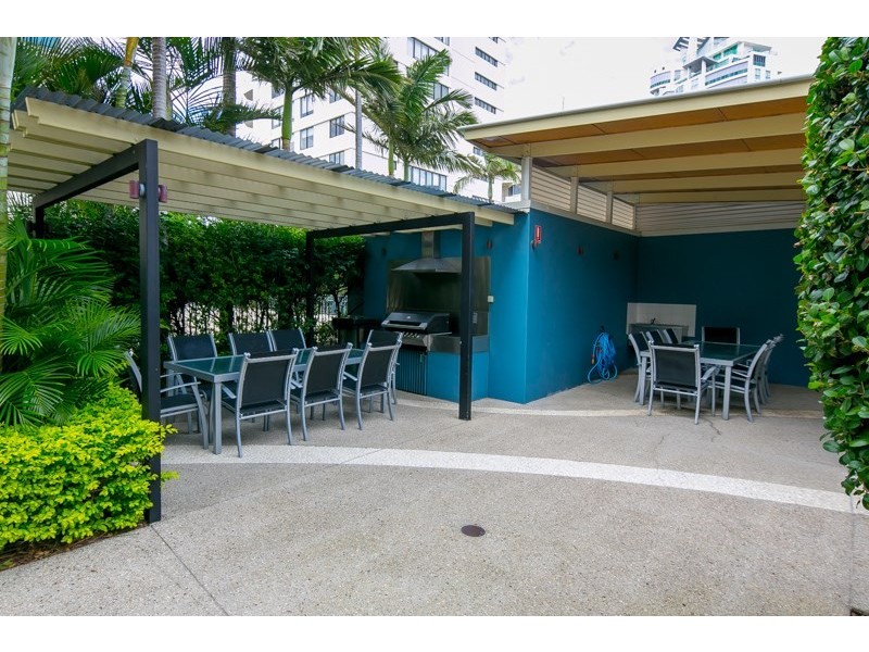 71/326 Marine Parade, Labrador QLD 4215
