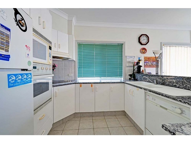 71 Cockleshell Court, Runaway Bay QLD 4216