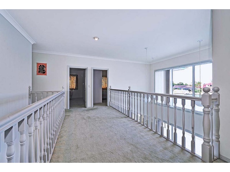71 Cockleshell Court, Runaway Bay QLD 4216