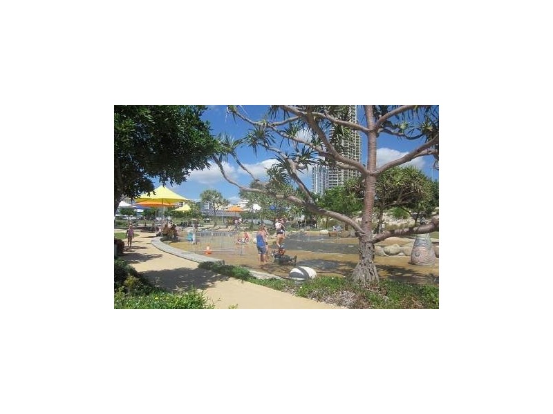 7/28 Marine Parade, Southport QLD 4215