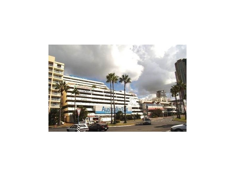 7/28 Marine Parade, Southport QLD 4215