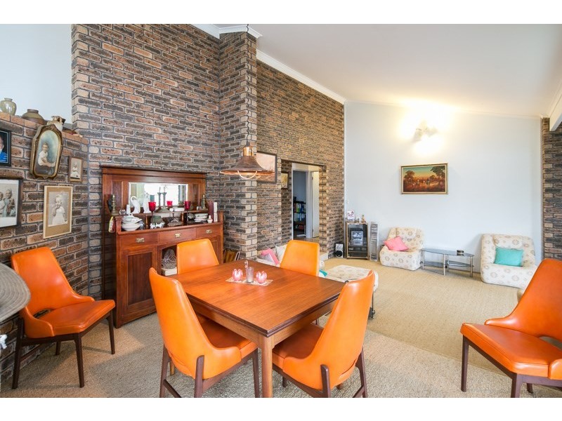 16 Marco Polo Place, Hollywell QLD 4216